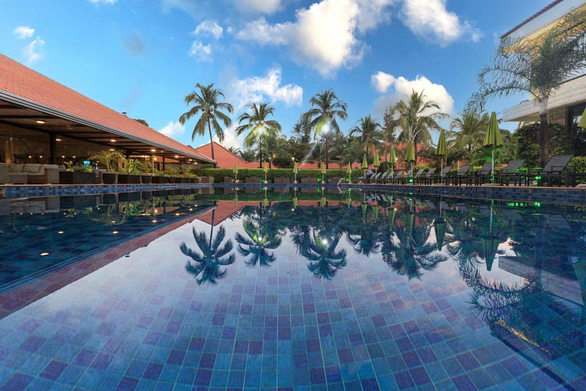 Riviera Royal Hotel Conakry Eksteriør bilde